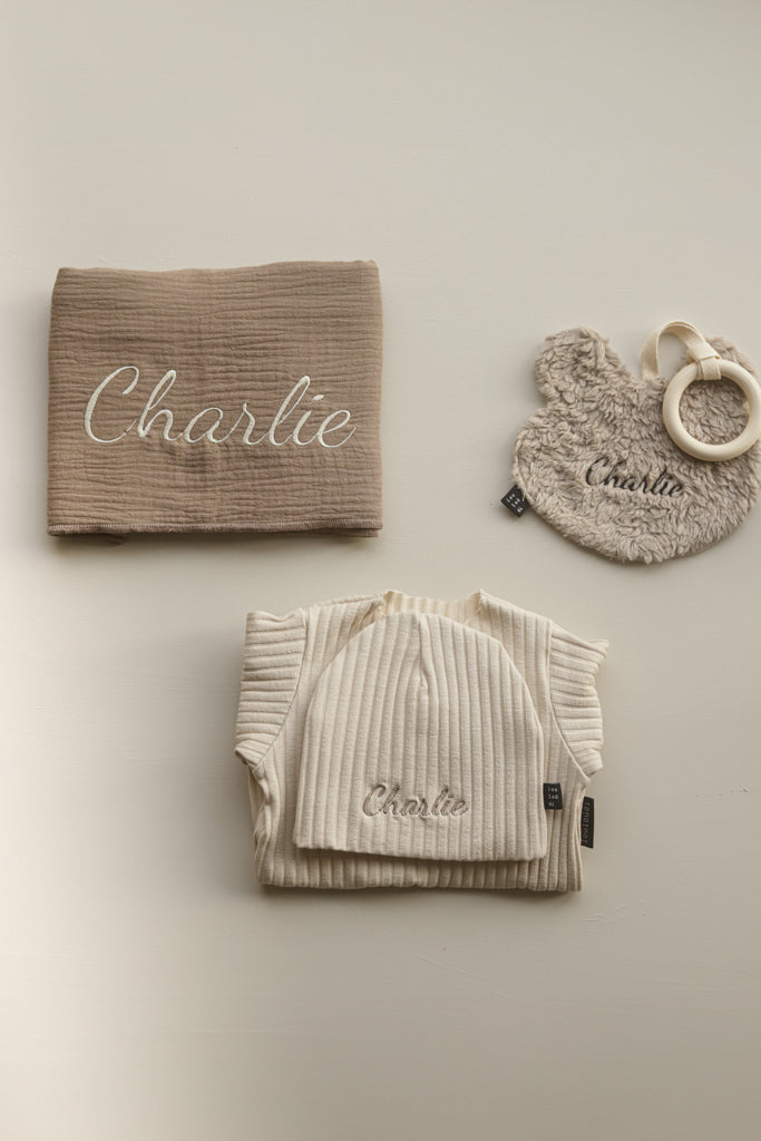 Personalized Giftbox - Luxe Baby Essentials - Beige