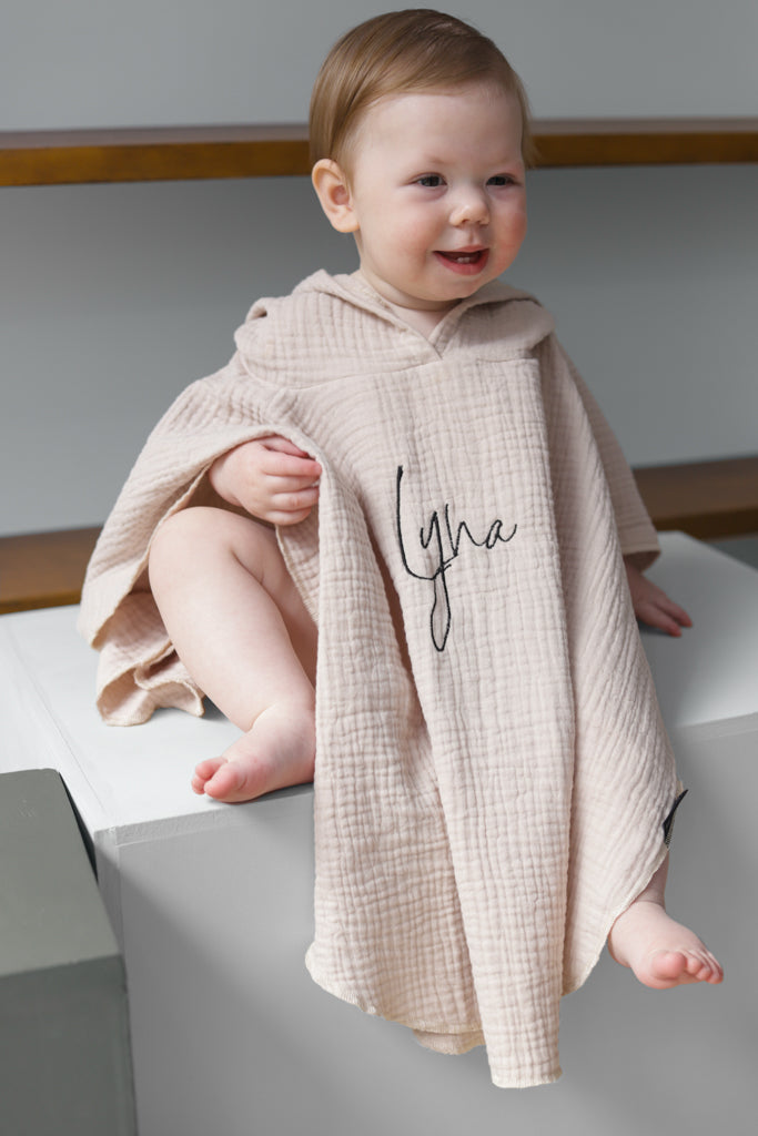 Pat - Poncho - Muslin - Personalization possible