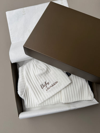 Personalized Giftbox - Luxe Baby Essentials Medium
