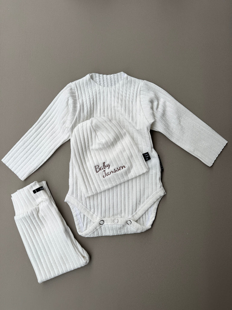 Personalized Giftbox - Luxe Baby Essentials Medium