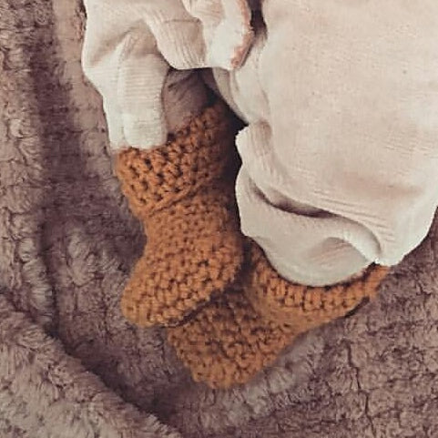 crochet pattern baby booties