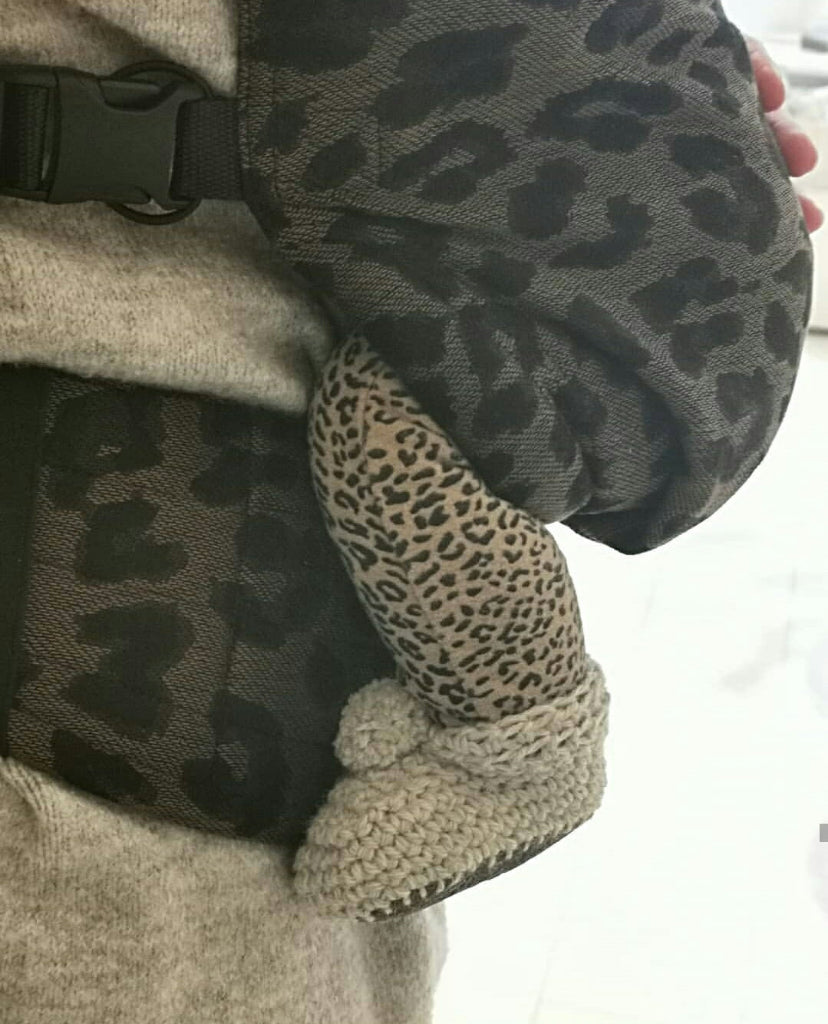 BABY BOOTIES | WOOL & LEATHER POMPON