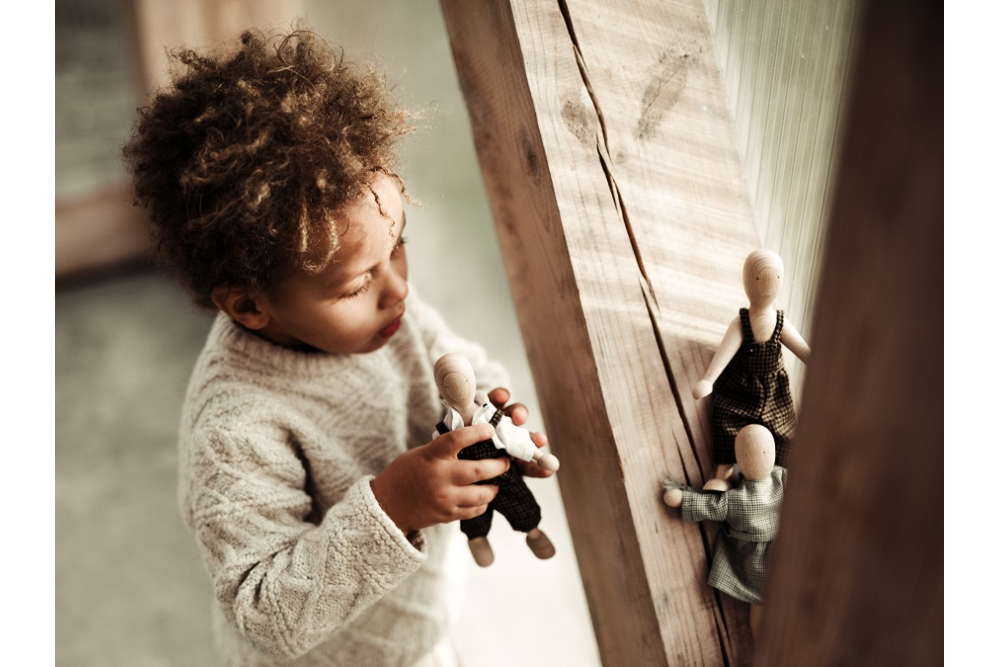 Doll with dress - Wooden Story